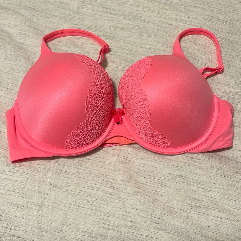 Victoria’s Secret perfect shape push up bra